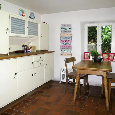 Escher By Interhome Тьефосс