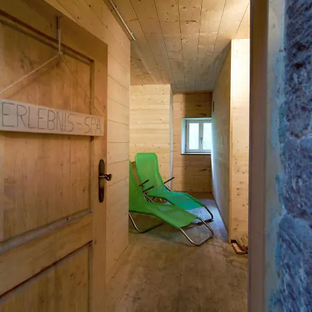 Escher - Tfs100 By Interhome